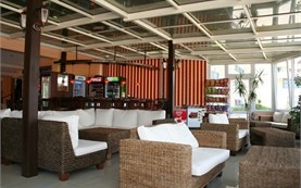 Cash bar