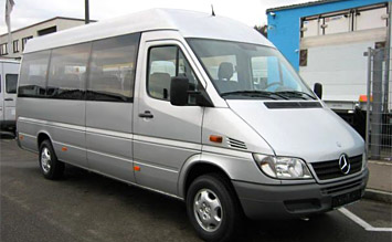 2015 Mercedes Sprinter 14+1