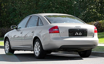 Rear view » 2002 Audi A6 Automatic