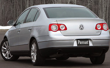 Vista posterior » 2009 VW Passat