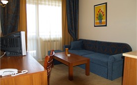 Living room - Emerald Hotel