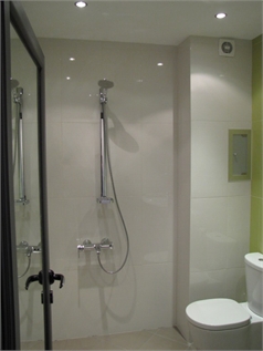The green bathroom - Rodina Apartment Sofia