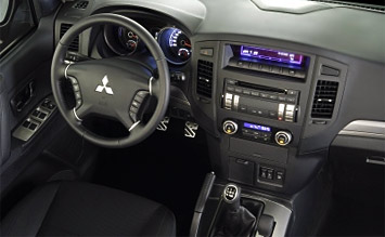 pajero mitsubishi interior 2007 yambol sozopol motoroads steering