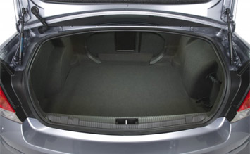 Large Luggage compartment » 2008 Opel Vectra