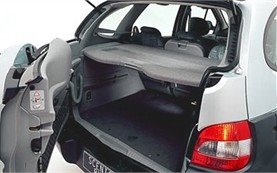 Rear view » 2004 Renault RX4