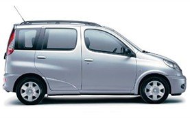 Side view » 2006 Toyota Yaris Verso