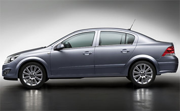 Side view » 2010 Opel Astra Sedan