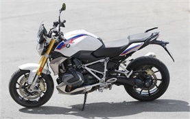 BMW R 1250 R - alquiler de motos Madeira