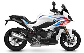 BMW S1000XR - rent a motorbike in Viena