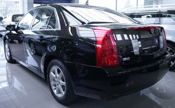 Поглед отзад » 2009 Кадилак BLS