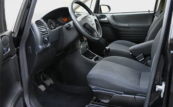 Interior 2004 Opel Zafira 5 2 Fotos
