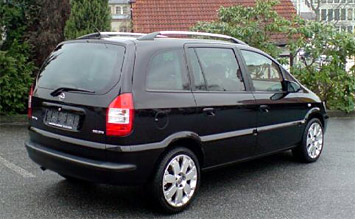 Rear view » 2005 Opel Zafira 5+2