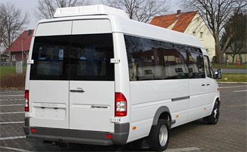 Ruckansicht » 2015 Mercedes Sprinter 17+1