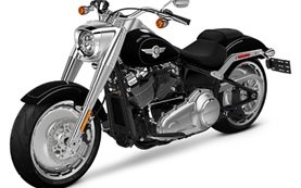 Harley Davidson Fat Boy - alquilar una moto en Europa 