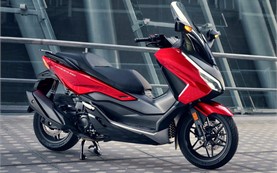 Honda Forza 350 - scooter rental Nice