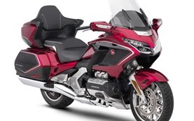 Honda Gold Wing - аренда мотоциклов - Женева Аэропорт