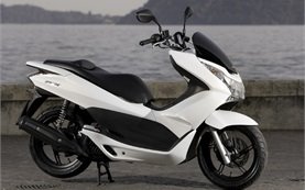 Honda PCX 125 - скутеры напрокат в Порту