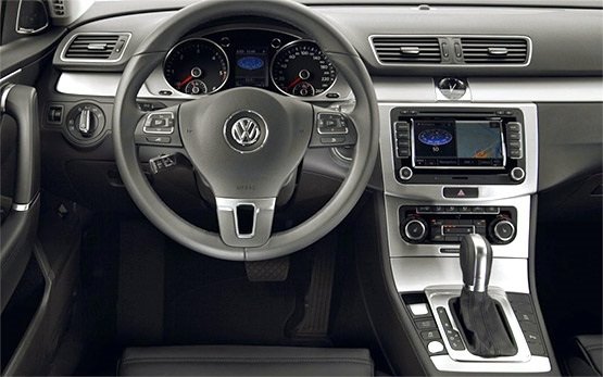 Innenansicht » 2013 Volkswagen Passat SW Auto