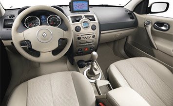 Innenansicht » 2007 Renault Megane 1.4