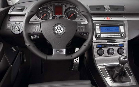 Innenansicht » 2009 VW Passat Auto
