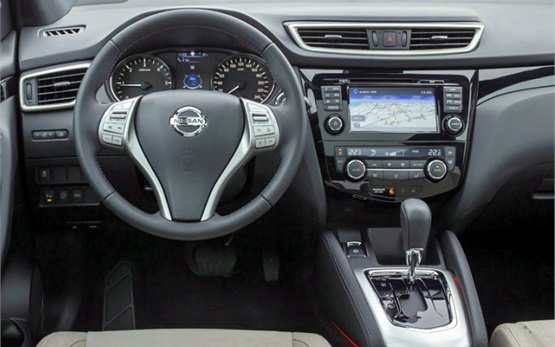 Interior - 2016 Nissan Qashqai 2.0 AUTO