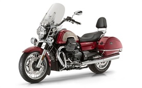 Moto Guzzi California 1400 Touring - alquilar una moto en Florencia