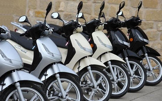 2015 Peugeot Tweet 125cc - Rollervermietung Kreta-Chania