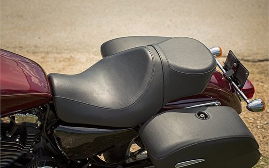 2016 Harley Davidson XL 1200T Superlow - motorcycle rental Malaga