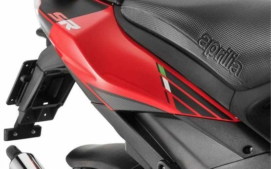 Aprilia SR50 - скутер напрокат