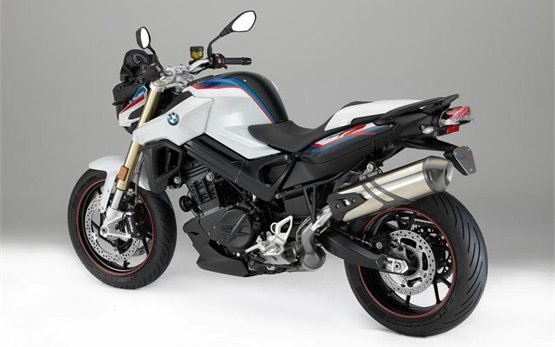 BMW F800 R - наем на мотоциклет във Франция
