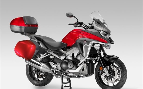 Honda VFR 800 X  - прокат мотоцикла в Малаге, Испании