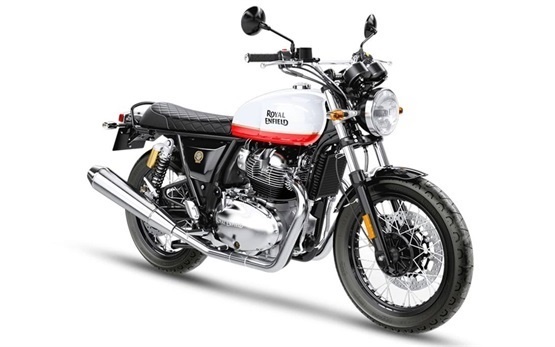 Royal Enfield Interceptor 650 - наем на мотоциклет Франция