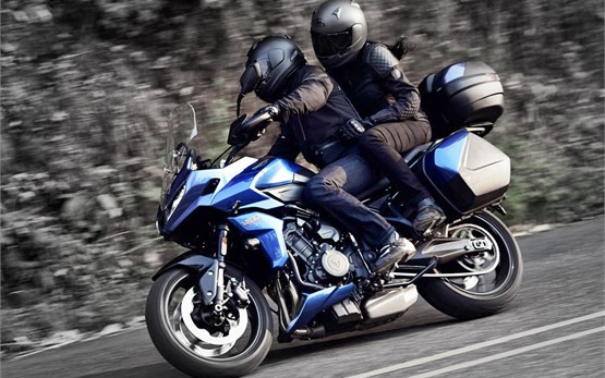 Triumph Tiger 660 Sport  мотоциклет под наем в Барселона