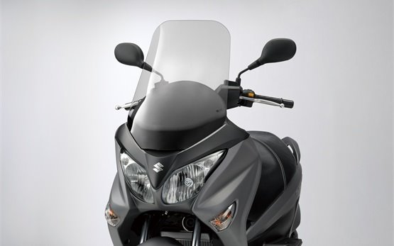 Suzuki Burgman 125cc  - скутер на прокат в Мальорка