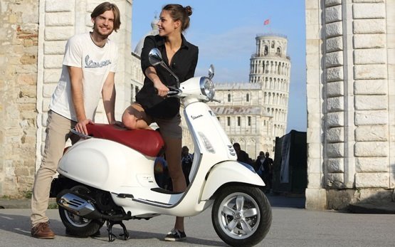 Piaggio Vespa 125 - alquiler de scooters 