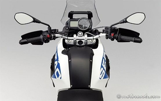 2013 BMW G 650 GS SERTAO - Motorrad mieten Bulgarien