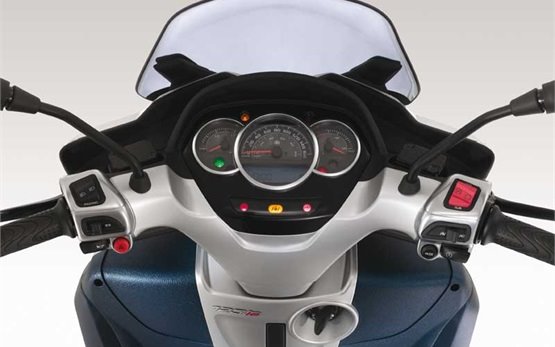 2013 Piaggio MP3 Yourban - мотопед под наем - Палма де Майорка