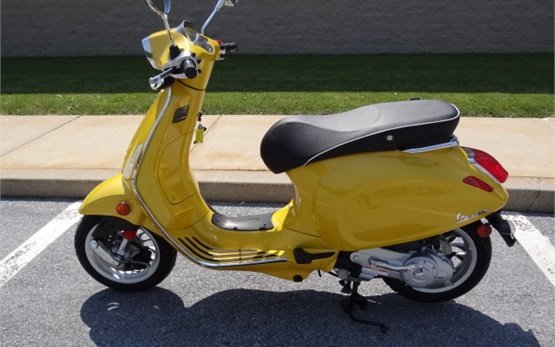 2015 Vespa Sprint Rollervermietung