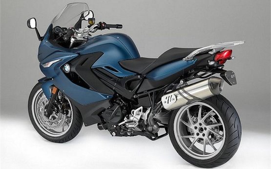 BMW F800 GT - Motorrad mieten in Rom