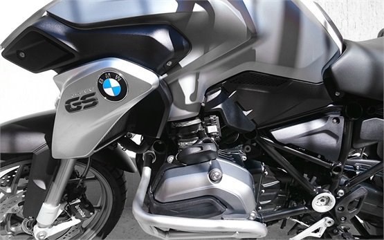 BMW R1250 GS ADVENTURE  - motorcycle rent Sofia