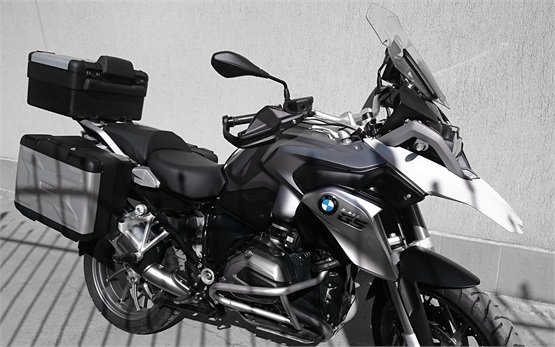 БМВ R 1250 GS ADV - мотоциклы напрокат в Софии