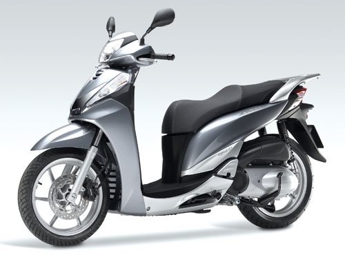 Honda SH 300i - alquiler de scooters en Espana 