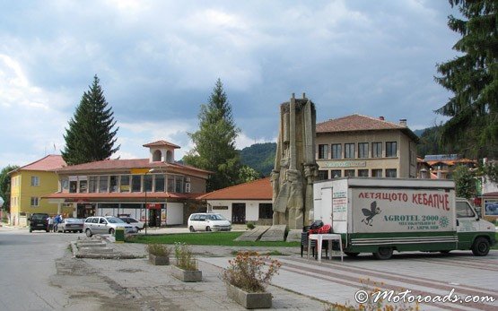 Plaza Apriltsi