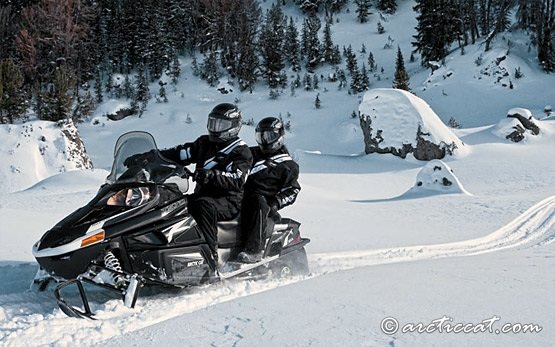 Artic Cat T570 Touring - alquilar una moto de nieve 