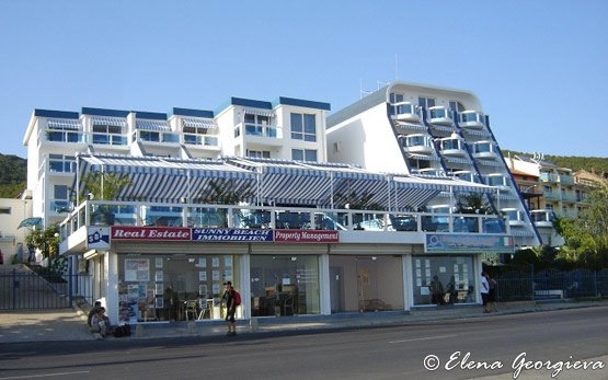 Blue Hotel in St Vlas