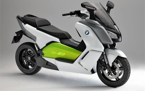 BMW C-evolution Electric scooter for hire in Paris