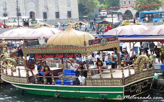 Boote - Das Goldene Horn