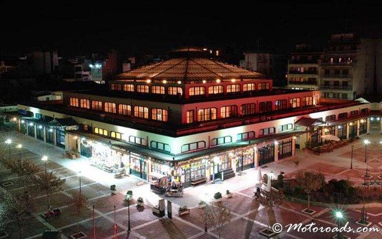 Zentraler Platz, Karditsa