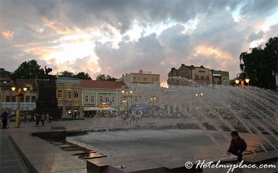 Fountains, Nis