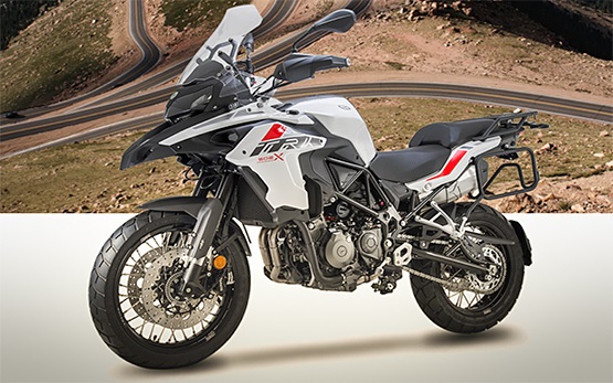 Benelli TRK 502 X - motorcycle rental Bulgaria